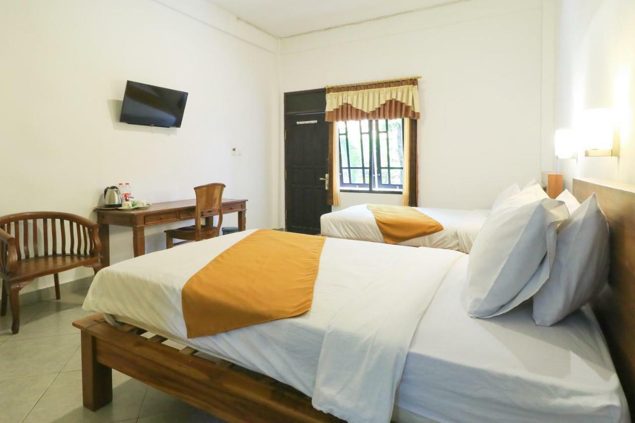 Gianyar Hotel Ngoại thất bức ảnh