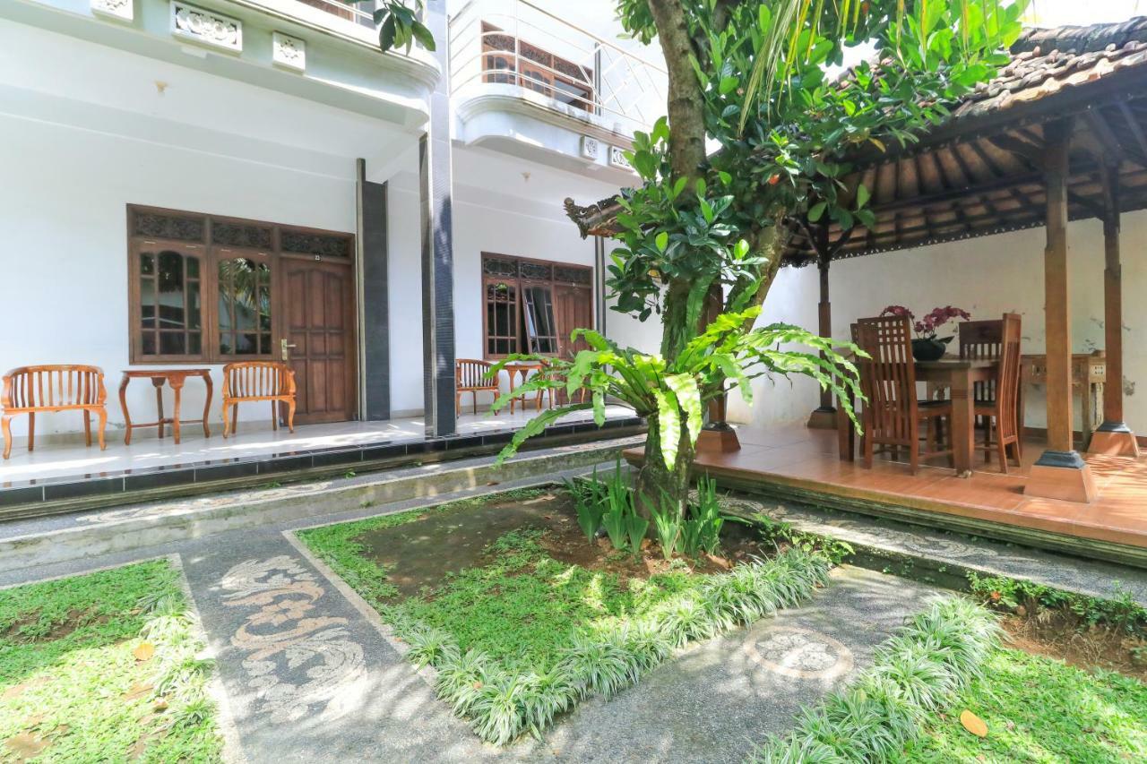 Gianyar Hotel Ngoại thất bức ảnh