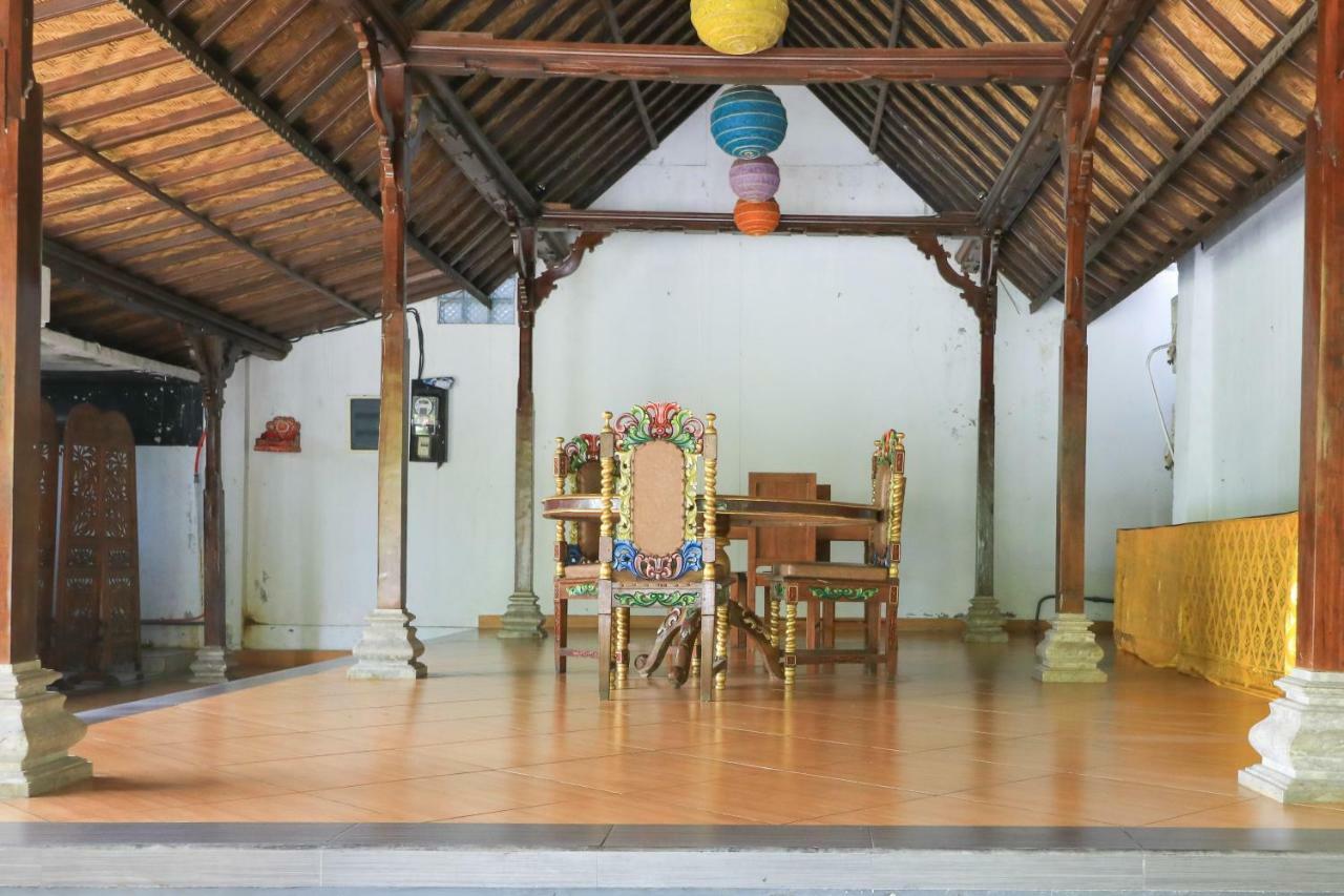 Gianyar Hotel Ngoại thất bức ảnh