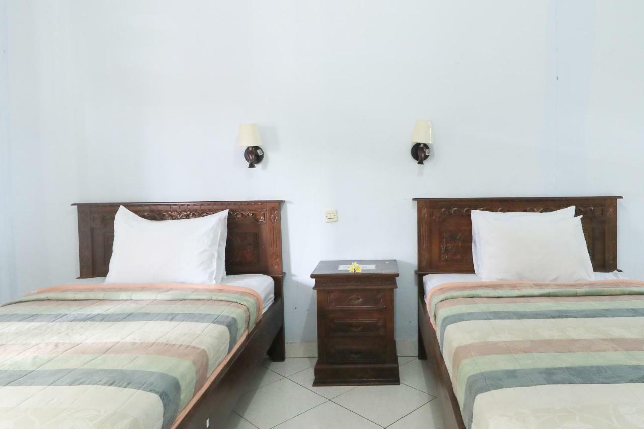 Gianyar Hotel Ngoại thất bức ảnh