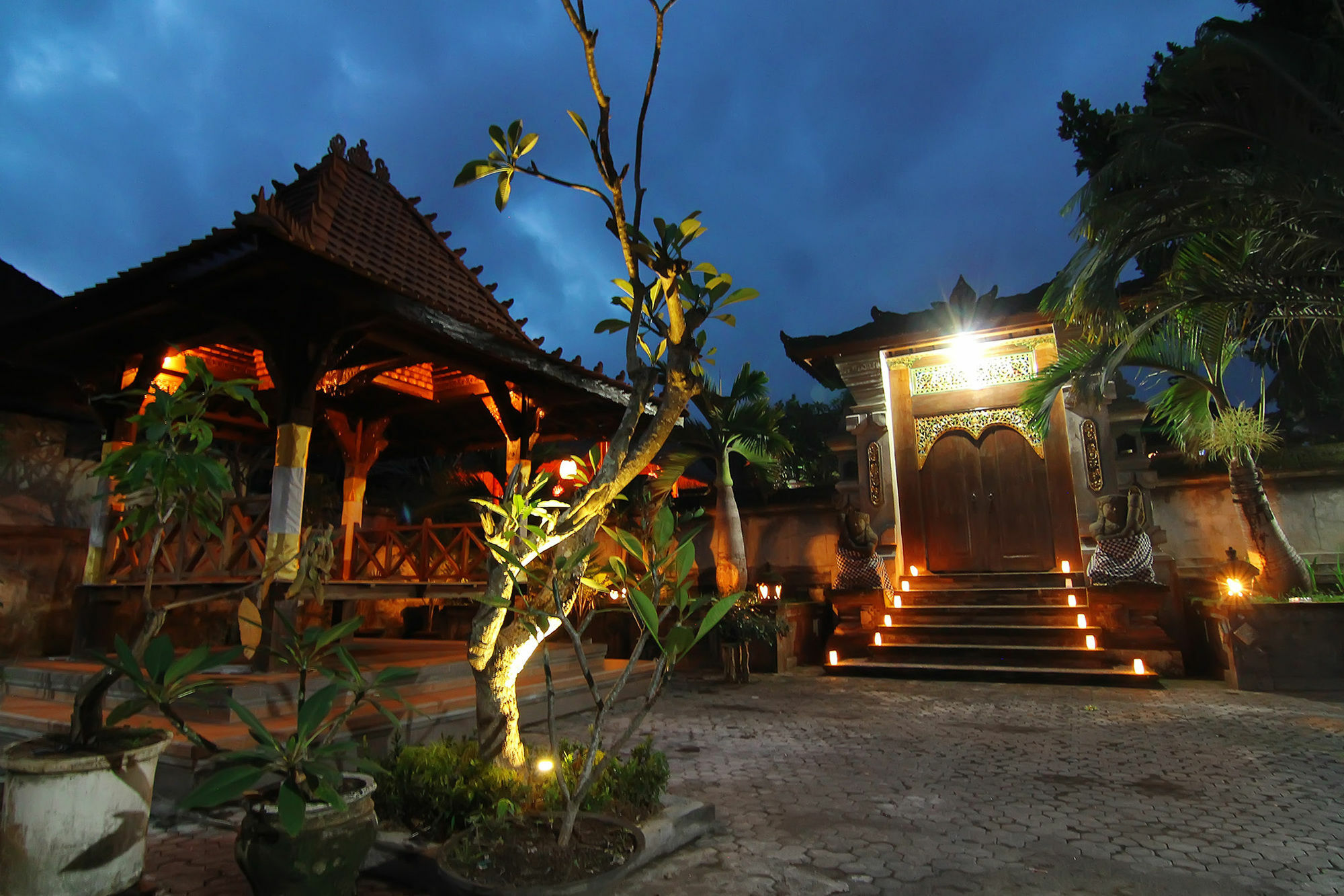 Gianyar Hotel Ngoại thất bức ảnh